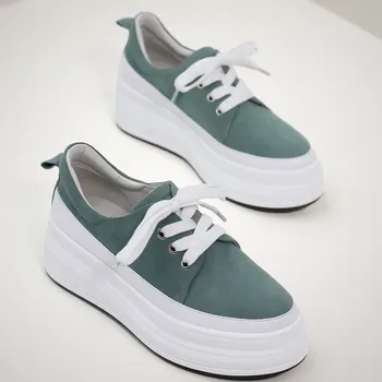 2019 New vintage natural suede leather flat platform sneakers round toe lace up driving shoes casual Vulcanized shoes for women
2019 New vintage natural suede leather flat platform sneakers round toe lace up driving shoes casual Vulcanized shoes for women