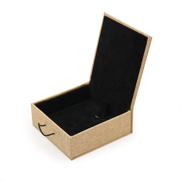 Burlap Jewelry Ring Pendant Bracelet Long Chain Packaging Box Wooden Buckle Using Imported Dimensional Colored Paper For Gift
Burlap Jewelry Ring Pendant Bracelet Long Chain Packaging Box Wooden Buckle Using Imported Dimensional Colored Paper For Gift