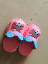 Sandalias de verano al aire libre para niños y niñas, zapatillas de playa con bonitos dibujos animados para interiores