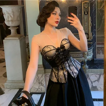 Tight sexy V-neck mesh yarn perspective lace tube top women's summer fashion T-shirt 2020New ladies summer wild bow top T-shirt
Tight sexy V-neck mesh yarn perspective lace tube top women's summer fashion T-shirt 2020New ladies summer wild bow top T-shirt