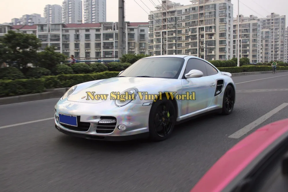 Rainbow-Chrome-Mirror-Holographic-Vinyl-Wrap (17)