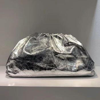 20200Fashion Famous Luxury Brand Style Women Bags Cloud Bag Bright Pouch Handbag Genuine Leather Lady Clutches Sheepskin Quality
20200Fashion Famous Luxury Brand Style Women Bags Cloud Bag Bright Pouch Handbag Genuine Leather Lady Clutches Sheepskin Quality