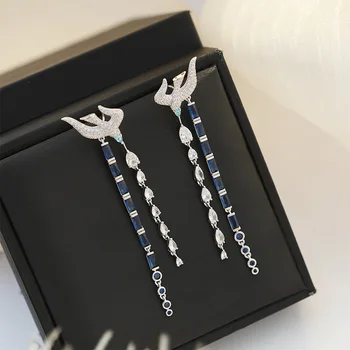 SWOUR S925 Silver Pins Cubic Zircon Blue Crystal Jewelry Swallow Bird Long Tassel Charms Dangle Earrings For Women Girls S783
SWOUR S925 Silver Pins Cubic Zircon Blue Crystal Jewelry Swallow Bird Long Tassel Charms Dangle Earrings For Women Girls S783