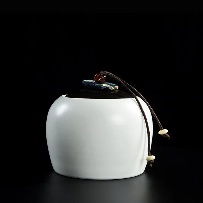 Protable Ceramic Tea Jars White And Black Food Sealed Cans Retro Small Kitchen Spices Jar Dry Fruit Tank Canister Coffee Pot
Protable Ceramic Tea Jars White And Black Food Sealed Cans Retro Small Kitchen Spices Jar Dry Fruit Tank Canister Coffee Pot