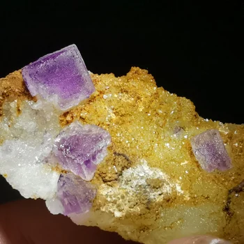 36.4gNatural rare purple fluorite mineral specimen stone and CRYSTAL HEALING CRYSTAL QUARTZ GEM
36.4gNatural rare purple fluorite mineral specimen stone and CRYSTAL HEALING CRYSTAL QUARTZ GEM