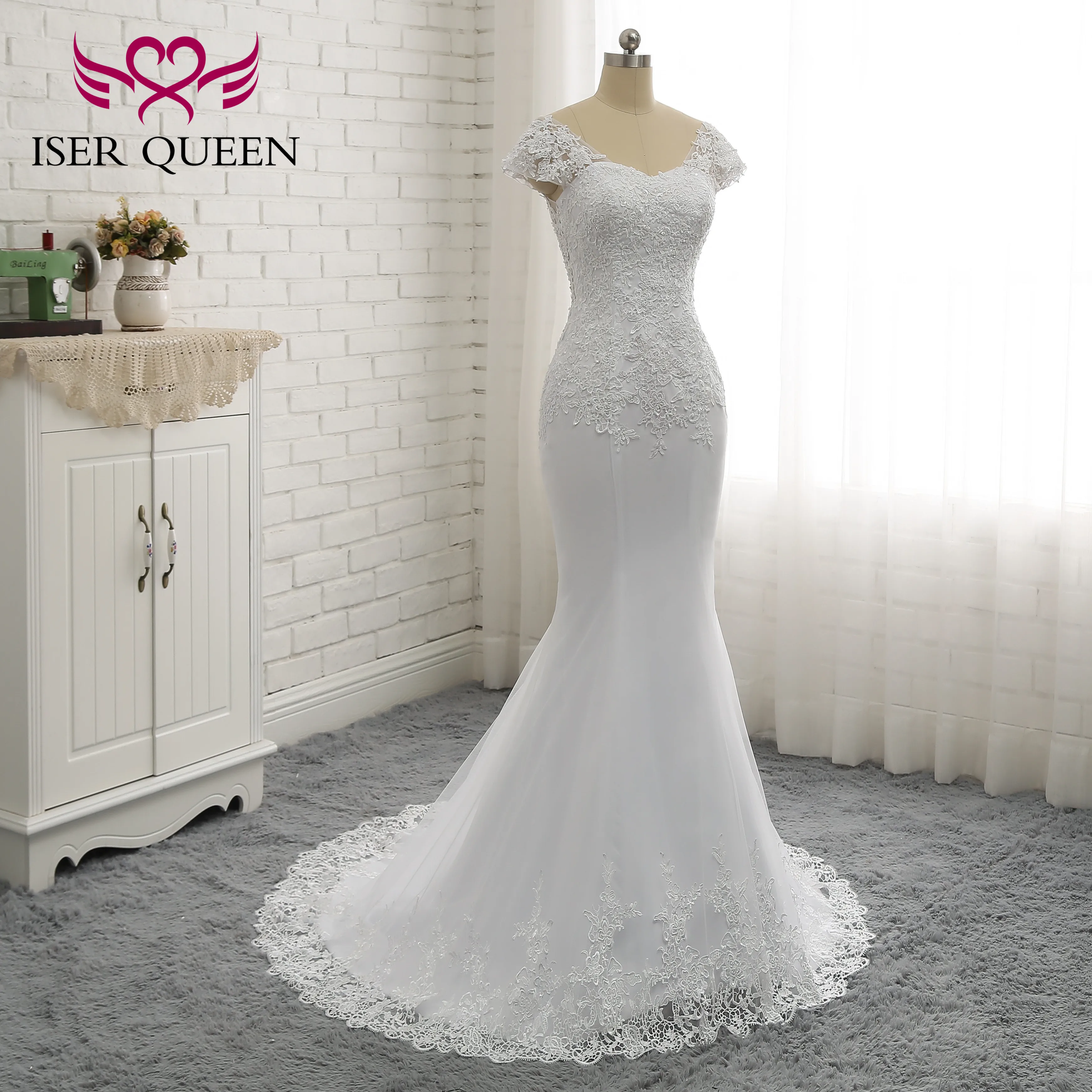 Off Shoulder Beautiful Appliques Sequined Embroidered Lace on Net Mermaid Wedding Dresses Sexy Backless amanda noivas 2019 W0200
Off Shoulder Beautiful Appliques Sequined Embroidered Lace on Net Mermaid Wedding Dresses Sexy Backless amanda noivas 2019 W0200