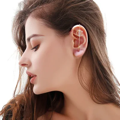 1 pcs Bling AAA Crystal Moon Shape Earrings for Women Fashion Single Piercing Earrings Female Party Jewelry Gifts
1 pcs Bling AAA Crystal Moon Shape Earrings for Women Fashion Single Piercing Earrings Female Party Jewelry Gifts