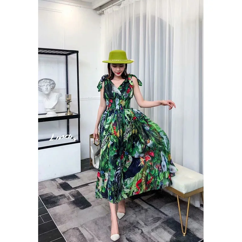 Runway Forest Animal Print Green Maxi Dress 2020 Summer Women's Bow tie Strap V-Neck High Elastic Waist Chiffon Long Dress
Runway Forest Animal Print Green Maxi Dress 2020 Summer Women's Bow tie Strap V-Neck High Elastic Waist Chiffon Long Dress