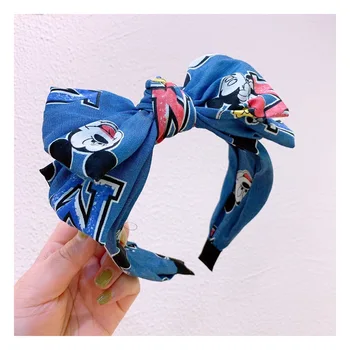 Disney Ladies Wild Double-sided Bowknot Hair Rope Minnie Cartoon Print Headband Girl Hairpin Head Jewelry Valentine's Day Gift
Disney Ladies Wild Double-sided Bowknot Hair Rope Minnie Cartoon Print Headband Girl Hairpin Head Jewelry Valentine's Day Gift