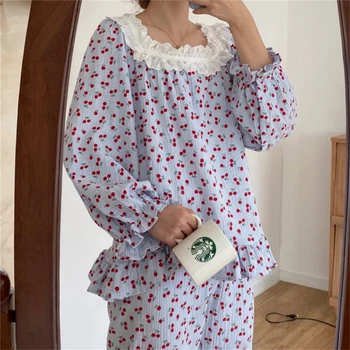 Alien Kitty Sweet Autumn Gentle Women Cherry Two Piece Print Long Sleeve Pant Pajamas Square Collar 2020 Chic Fashion Home Suit
Alien Kitty Sweet Autumn Gentle Women Cherry Two Piece Print Long Sleeve Pant Pajamas Square Collar 2020 Chic Fashion Home Suit