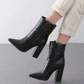 Fashion Crocodile Pattern Ankle Boots Neutral Winter Short Plush High Heels Leisure Breathable Slip-On Shoes Woman Botines Mujer 
Fashion Crocodile Pattern Ankle Boots Neutral Winter Short Plush High Heels Leisure Breathable Slip-On Shoes Woman Botines Mujer