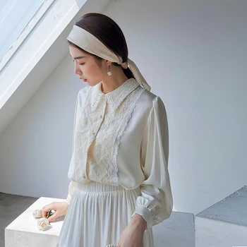 South Korean ins spring Vintage Lapel Lace Crochet patchwork loose Long Sleeve Shirt Top Female
South Korean ins spring Vintage Lapel Lace Crochet patchwork loose Long Sleeve Shirt Top Female