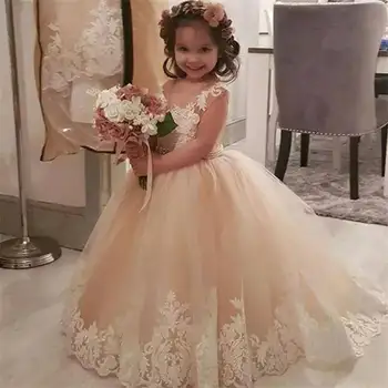 Champagne Ball Gown Flower Girl Dresses Appliques With Sweep Train Long Birthday Party For Bridal Pagent regalo niños comunion
Champagne Ball Gown Flower Girl Dresses Appliques With Sweep Train Long Birthday Party For Bridal Pagent regalo niños comunion