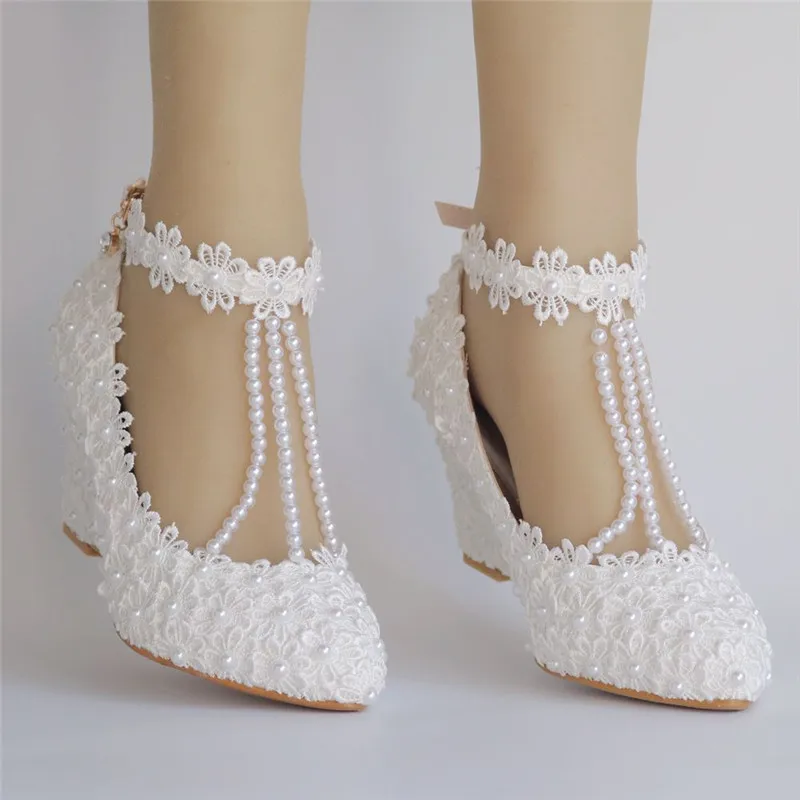 8cm pointed toe single shoes Spring and autumn single shoes pointed single shoes lace beaded wedding shoes female foreign trade
8cm pointed toe single shoes Spring and autumn single shoes pointed single shoes lace beaded wedding shoes female foreign trade