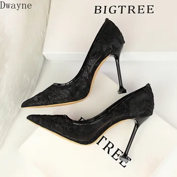 2019 spring new openwork lace high heels women's fashion fine with shallow mouth pointed single shoes tide
2019 spring new openwork lace high heels women's fashion fine with shallow mouth pointed single shoes tide