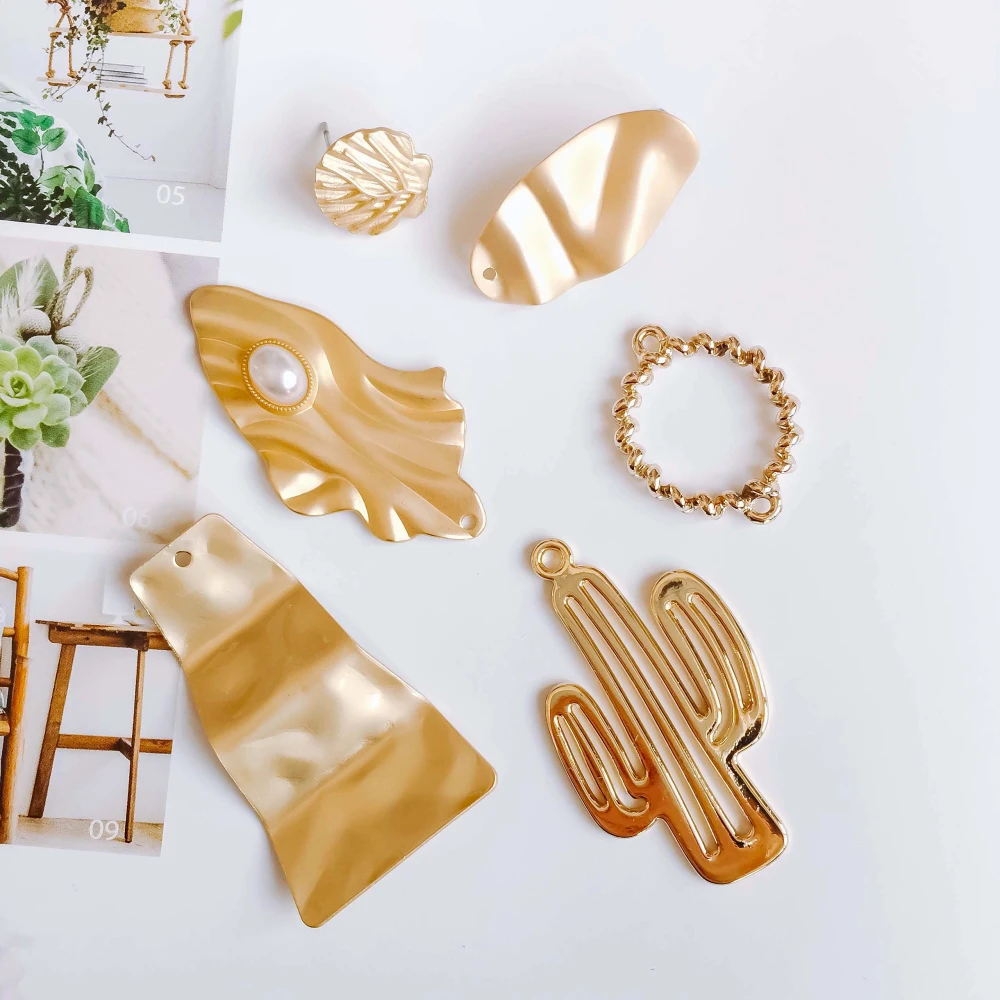 Geometric Earring Accessories Gold Metal Pendant Eardrop Components Necklace Charms Diy Making Material Jewelry Finding 4pcs 
Geometric Earring Accessories Gold Metal Pendant Eardrop Components Necklace Charms Diy Making Material Jewelry Finding 4pcs