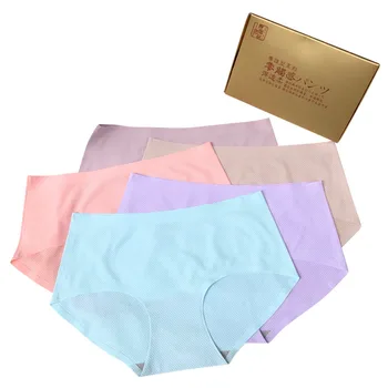 Gift Box 5 Pcs/box Seamless Panties For Woman Underwear Sexy Briefs Solid Female Panty Hot Sale Underpant For Women Seamless
Gift Box 5 Pcs/box Seamless Panties For Woman Underwear Sexy Briefs Solid Female Panty Hot Sale Underpant For Women Seamless