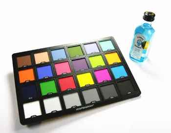 Mennon 24 Color Card 2x3 with White Balance and User Guidebook
Mennon 24 Color Card 2x3 with White Balance and User Guidebook