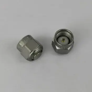 SMA TERMINATIONS DUMMY LOAD Impedance 50 OHMS Frequency DC to 4GHz Power rating 1 watts Low VSWR Less 1.2 male TERMINATION
SMA TERMINATIONS DUMMY LOAD Impedance 50 OHMS Frequency DC to 4GHz Power rating 1 watts Low VSWR Less 1.2 male TERMINATION