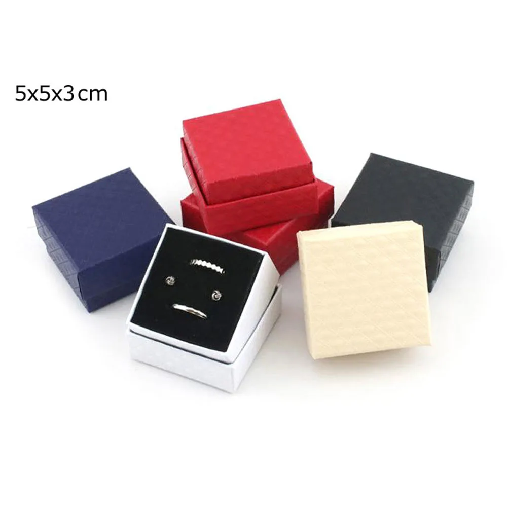 Фото Высококачественная квадратная шкатулка для ювелирных изделий коробка