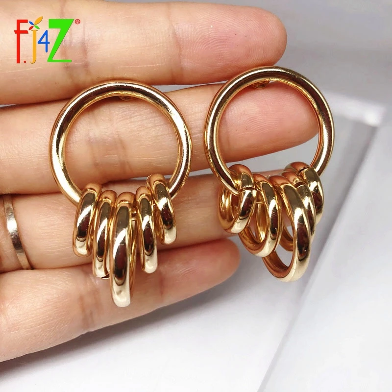 F.J4Z Women Golden Earrings Fashion Silver Alloy Tube Circles Charm Earring Ladies Geometric Ear Drops for Party Jewelry Brincos
F.J4Z Women Golden Earrings Fashion Silver Alloy Tube Circles Charm Earring Ladies Geometric Ear Drops for Party Jewelry Brincos