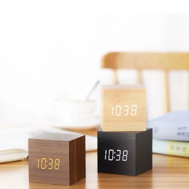 Retro LED Wooden Alarm Clock Desktop Table Decor Voice Control Powered Electronic Desktop Clocks Temperature Display Home Decor
Retro LED Wooden Alarm Clock Desktop Table Decor Voice Control Powered Electronic Desktop Clocks Temperature Display Home Decor