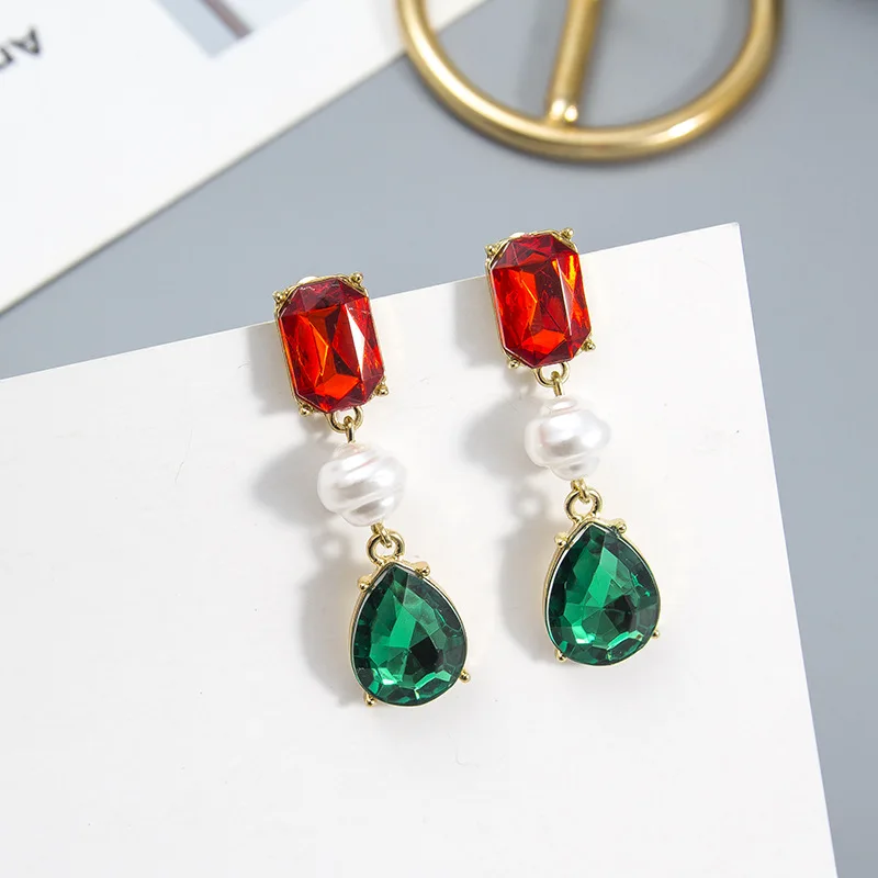 Dominated 2019 contracted fashion temperament new Water Drop modelling elegant crystal style Women Drop earrings pearl Jewelry
Dominated 2019 contracted fashion temperament new Water Drop modelling elegant crystal style Women Drop earrings pearl Jewelry