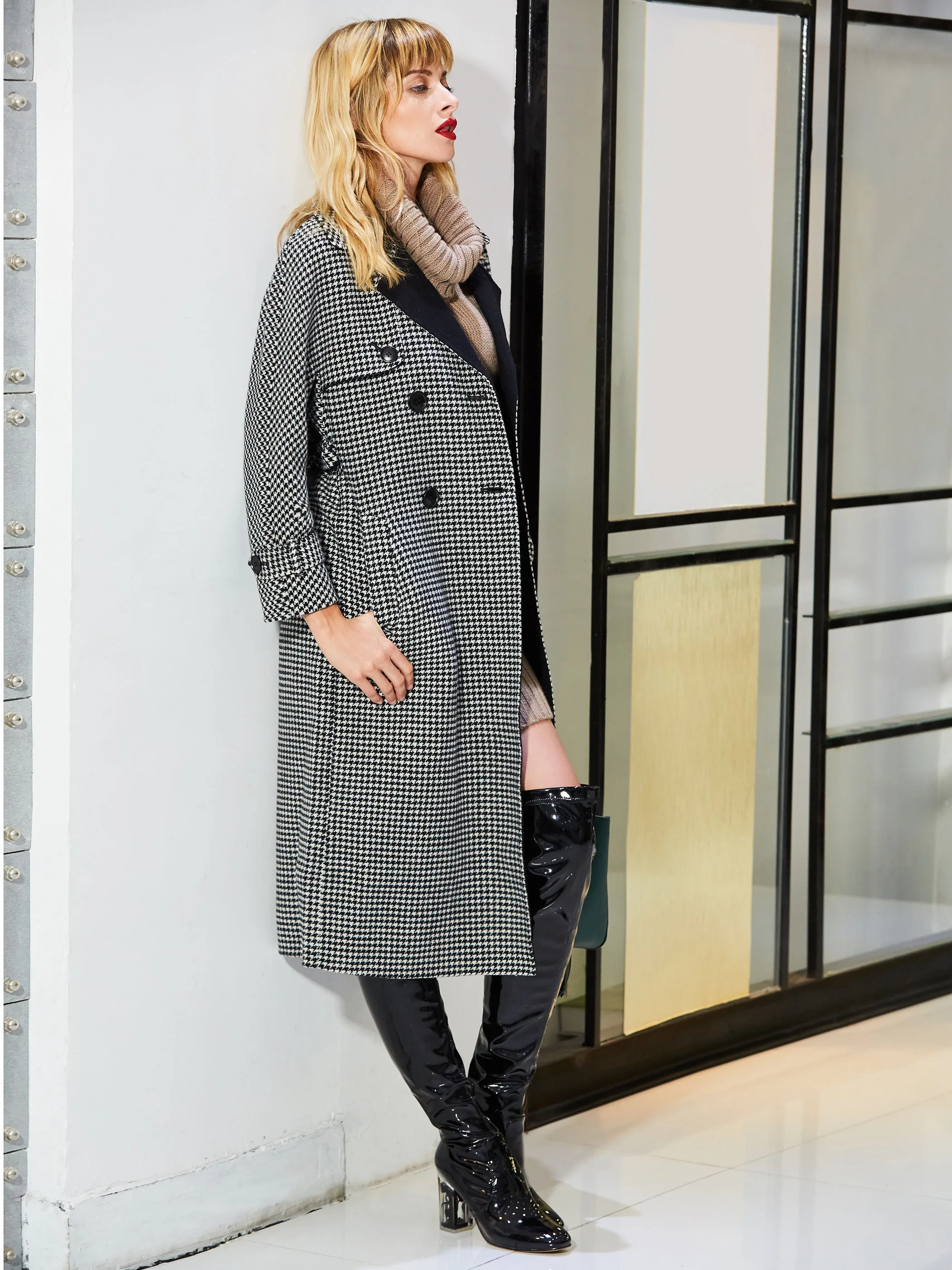 Spring Long Coat Autumn Wool Blend Button Color Block Waist Belt Button Houndstooth Slim Lapel Plus Size Work Lady Cashmere
Spring Long Coat Autumn Wool Blend Button Color Block Waist Belt Button Houndstooth Slim Lapel Plus Size Work Lady Cashmere