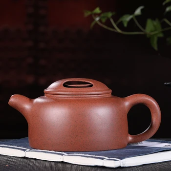 Authentic yixing recommended undressed ore bottom groove qing cattle GaiHu 400 ml
Authentic yixing recommended undressed ore bottom groove qing cattle GaiHu 400 ml