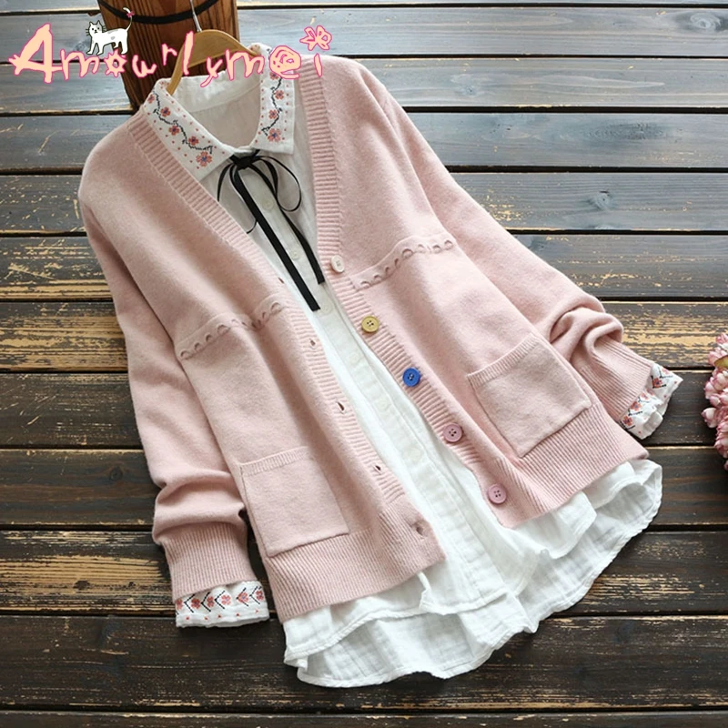 Japanese Style Mori Girl Autumn Winter Women's V-neck Colorful Buckle Knit Cardigan Long Sleeve Loose Sweater Coats
Japanese Style Mori Girl Autumn Winter Women's V-neck Colorful Buckle Knit Cardigan Long Sleeve Loose Sweater Coats