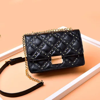 Small bag 2020 new rivet shoulder bag female mini soft leather bag sign fashion chic single shoulder diagonal bag 
Small bag 2020 new rivet shoulder bag female mini soft leather bag sign fashion chic single shoulder diagonal bag