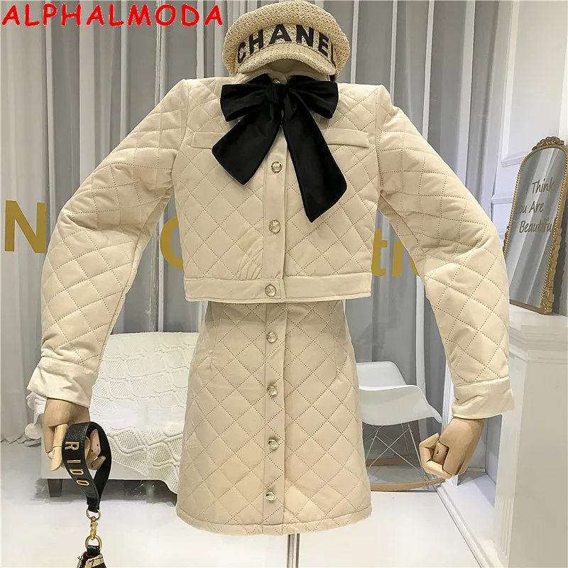 ALPHALMODA Women's 2019 Winter Elegant Padded Skirt Suits Bow Collar Long-sleeved Short Cut Coat A-line Skirt 2pcs Fashion Set
ALPHALMODA Women's 2019 Winter Elegant Padded Skirt Suits Bow Collar Long-sleeved Short Cut Coat A-line Skirt 2pcs Fashion Set