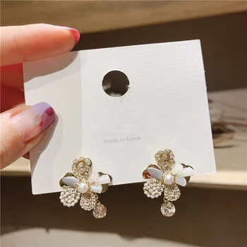 MENGJIQIAO Korean Handmade Elegant Crystal Beads Flower Drop Earrings For Women Girls Shell Pearl Brincos Party Jewelry Gifts
MENGJIQIAO Korean Handmade Elegant Crystal Beads Flower Drop Earrings For Women Girls Shell Pearl Brincos Party Jewelry Gifts