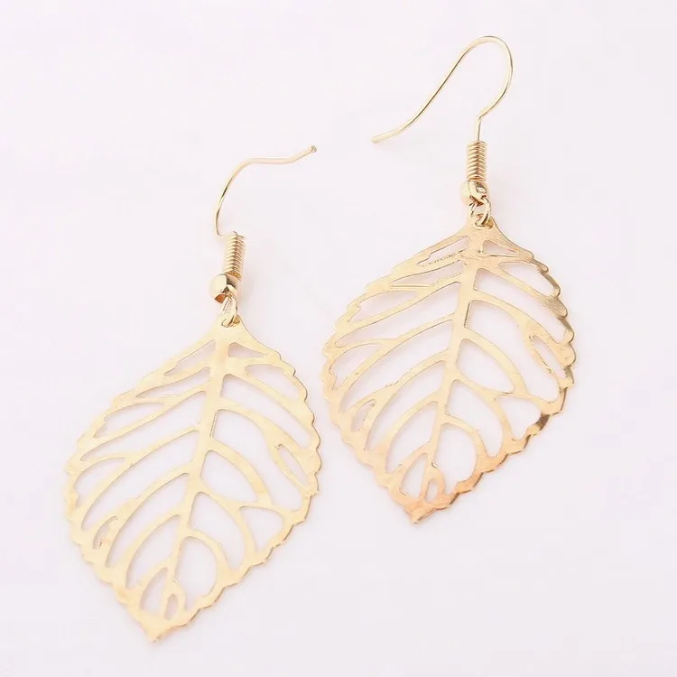 European and American Wind Metal Leaf Leaves Earrings Simple Mori Explosion Models Factory Wholesale Earrings for Women
European and American Wind Metal Leaf Leaves Earrings Simple Mori Explosion Models Factory Wholesale Earrings for Women