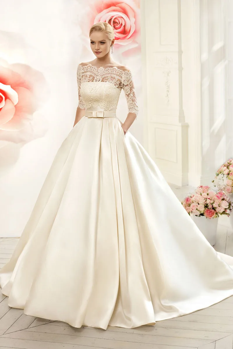 Two Piece Wedding Dresses 2016 Ball Gown Boat Neck Half Sleeve Bridal Gowns with Lace Jacket
Two Piece Wedding Dresses 2016 Ball Gown Boat Neck Half Sleeve Bridal Gowns with Lace Jacket