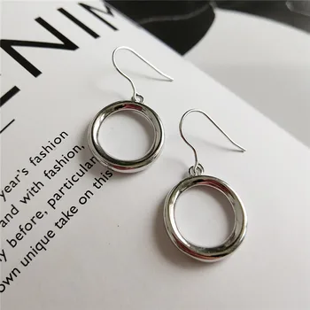 RUIYI Real 925 Sterling Silver Women Fashion Geometric Circle Charm Drop Earrings Female Deliacte Pure Silver Cute Niche Earring
RUIYI Real 925 Sterling Silver Women Fashion Geometric Circle Charm Drop Earrings Female Deliacte Pure Silver Cute Niche Earring