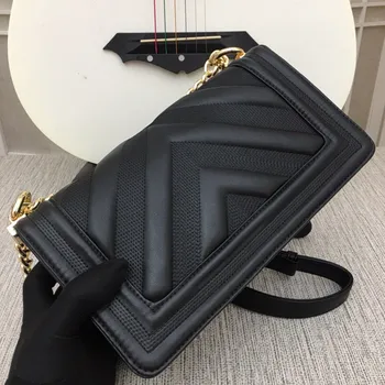 Luxury design women's leather handbags top quality classic large size one-shoulder fashion leather bags free delivery
Luxury design women's leather handbags top quality classic large size one-shoulder fashion leather bags free delivery