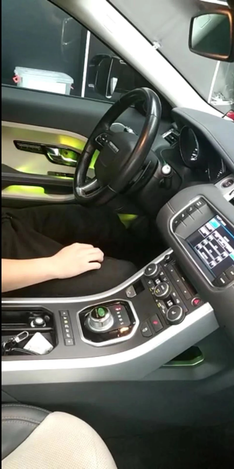 Внутренний дверной светильник для range rover Evoque 2012-2018 украсит светильник ющий свет с потолочным управлением
Внутренний дверной светильник для range rover Evoque 2012-2018 украсит светильник ющий свет с потолочным управлением