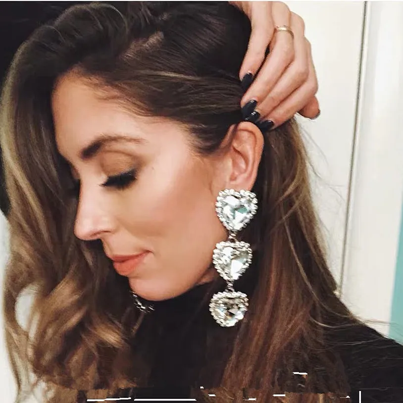 Popular Multicolor Glass Crystal Heart Charms Big Dangle Earrings For Women Fashion Jewelry Brand Show Collection Earrings
Popular Multicolor Glass Crystal Heart Charms Big Dangle Earrings For Women Fashion Jewelry Brand Show Collection Earrings