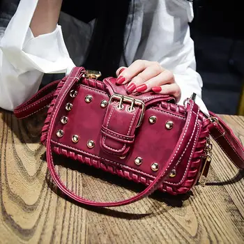 Personalized Women's Bag 2020 New Three-Layer Multi-Layer Small Bag Trend Wild Messenger Bags For Women
Personalized Women's Bag 2020 New Three-Layer Multi-Layer Small Bag Trend Wild Messenger Bags For Women