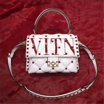 Fashion 2019 Genuine Leather Luxury Handbags Women Bags Letter Designer Rivet Shoulder Bags Crossbody Bags Lady Messenger Bags
Fashion 2019 Genuine Leather Luxury Handbags Women Bags Letter Designer Rivet Shoulder Bags Crossbody Bags Lady Messenger Bags