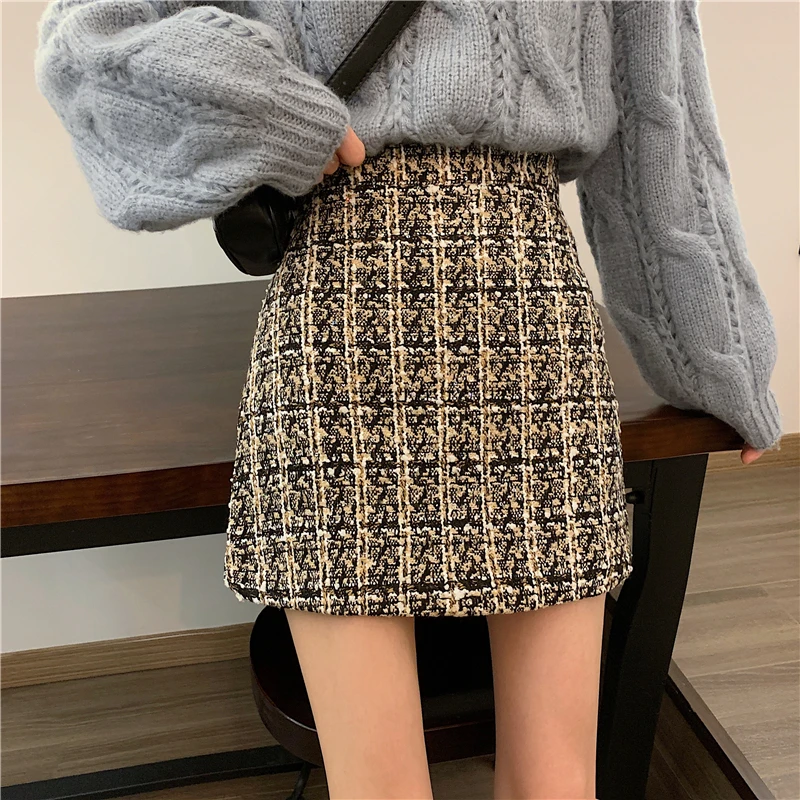 Autumn Winter Elegant Tweed Plaid Mini Skirt Designer Vintage High Waist Women Short Skirts Girls Students A-line Skirts Female
Autumn Winter Elegant Tweed Plaid Mini Skirt Designer Vintage High Waist Women Short Skirts Girls Students A-line Skirts Female