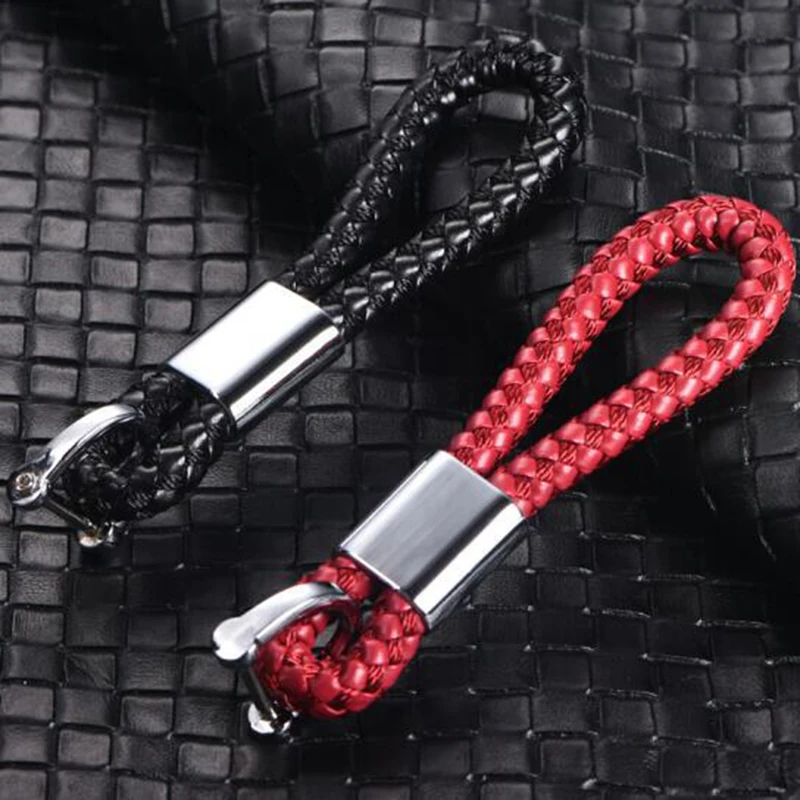 Exquisite Metal Leather Car Keychain Handmade Leather Key Holder Rings DIY Braided Keyring Horseshoe Buckle Car KeyFob Car Decor
Exquisite Metal Leather Car Keychain Handmade Leather Key Holder Rings DIY Braided Keyring Horseshoe Buckle Car KeyFob Car Decor