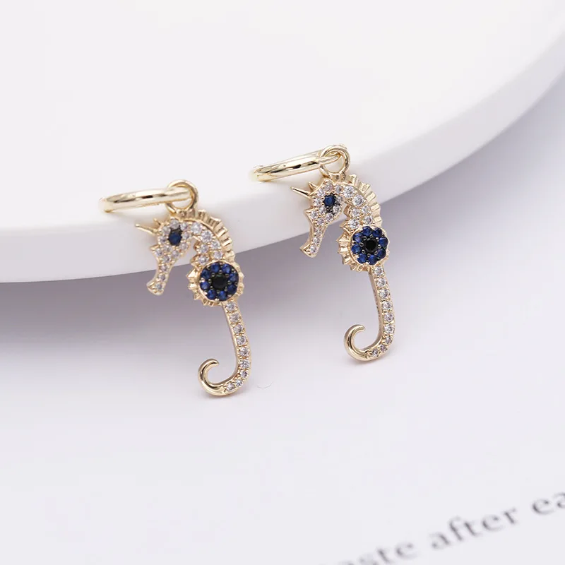 SWOUR New Fashion Jewelry Gold Color Australia Crystal Zirconia Seahorse Design Small Circle Huggie Hoop Earrings Femme S511
SWOUR New Fashion Jewelry Gold Color Australia Crystal Zirconia Seahorse Design Small Circle Huggie Hoop Earrings Femme S511