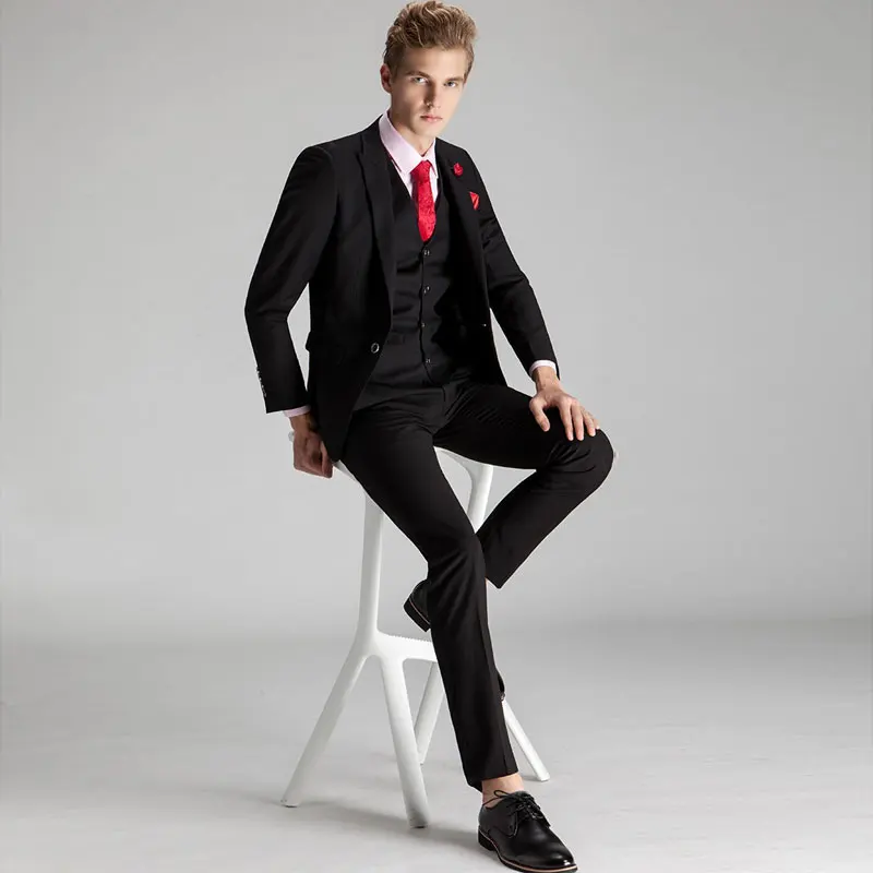 Черные облегающие мужские костюмы, Классические строгие смокинги с заостренными лацканами для свадьбы, жениха, цвет Коричный (пиджак + брюки + жилет)
Черные облегающие мужские костюмы, Классические строгие смокинги с заостренными лацканами для свадьбы, жениха, цвет Коричный (пиджак + брюки + жилет)