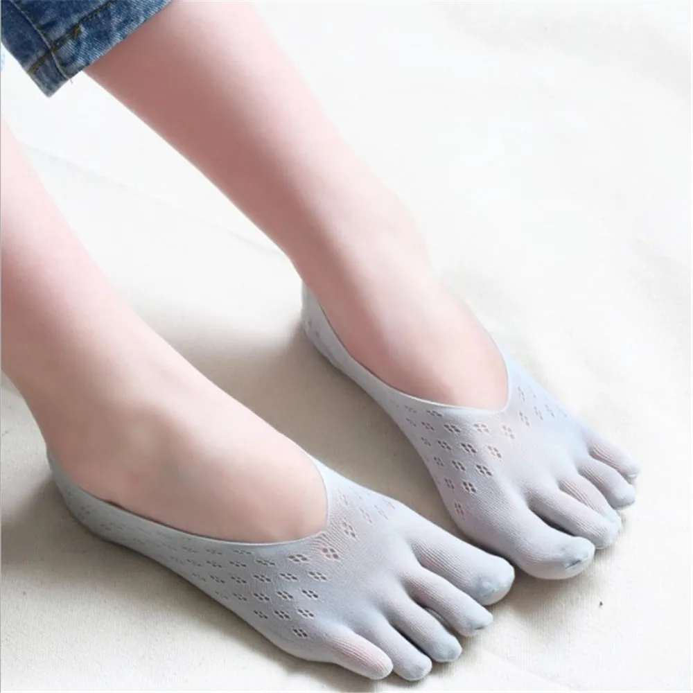Ladies Velvet Plum Sock Breathable Slippers Mesh Invisible Shallow Silicone Boat Socks Five Finger Sock Slippers New Arrival
Ladies Velvet Plum Sock Breathable Slippers Mesh Invisible Shallow Silicone Boat Socks Five Finger Sock Slippers New Arrival