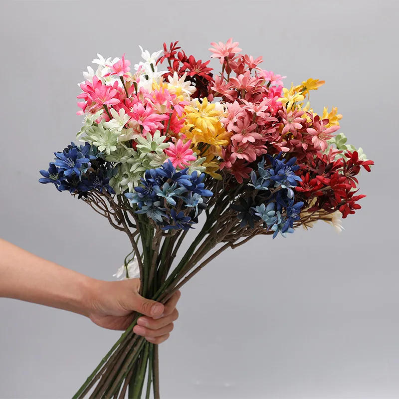 

5 Fork Simulated Small Chrysanthemum Nordic Retro Artificial Flower Wild Chrysanthemum Bouquet Home Outdoor Wedding Decoration