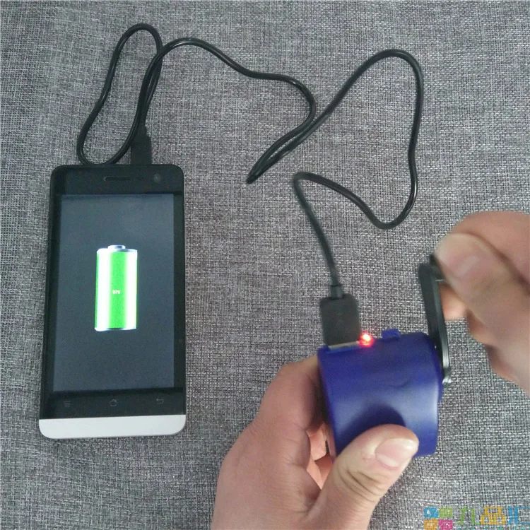 Hand-cranking Generator Charger USB Charge Mobile Phone Outdoor Travel Tool Multi-functional Small Emergency Light Toy Sale
Hand-cranking Generator Charger USB Charge Mobile Phone Outdoor Travel Tool Multi-functional Small Emergency Light Toy Sale