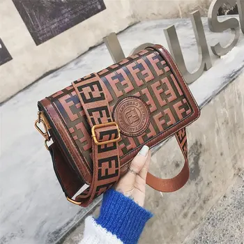 2020 Small Cross Body Woman Bag PU Leather Mini Bags for Mobile Phone Letter Print Cover Cheap Women Messenger Bags Clutches
2020 Small Cross Body Woman Bag PU Leather Mini Bags for Mobile Phone Letter Print Cover Cheap Women Messenger Bags Clutches