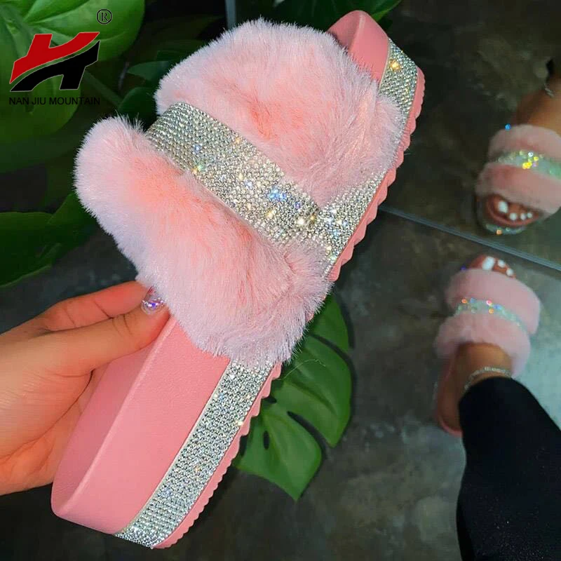 NAN JIU MOUNTAIN 2020 Women's Shoes Open Toe Plush Slippers Outdoor Flat Sandals Solid Color Rhinestones Fashion Plus Size 43
NAN JIU MOUNTAIN 2020 Women's Shoes Open Toe Plush Slippers Outdoor Flat Sandals Solid Color Rhinestones Fashion Plus Size 43